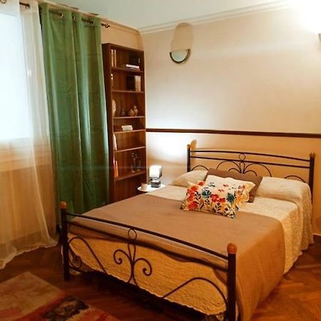 Romantic Apartment Ideal For Women! Αθήνα Εξωτερικό φωτογραφία