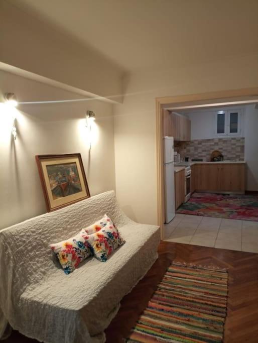 Romantic Apartment Ideal For Women! Αθήνα Εξωτερικό φωτογραφία