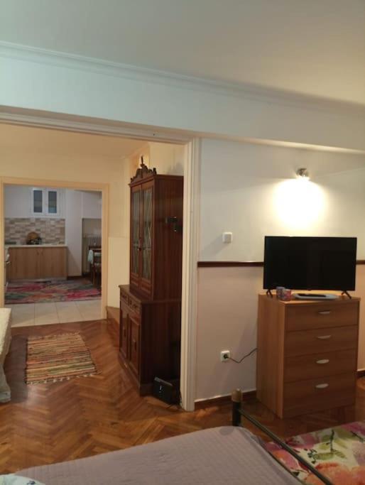 Romantic Apartment Ideal For Women! Αθήνα Εξωτερικό φωτογραφία