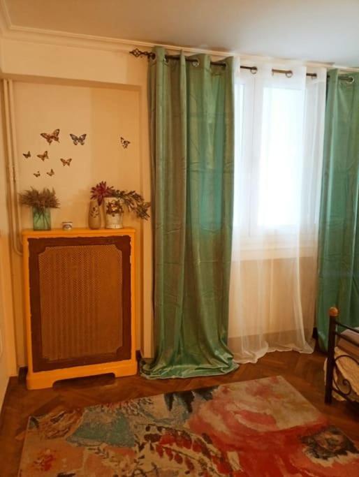 Romantic Apartment Ideal For Women! Αθήνα Εξωτερικό φωτογραφία